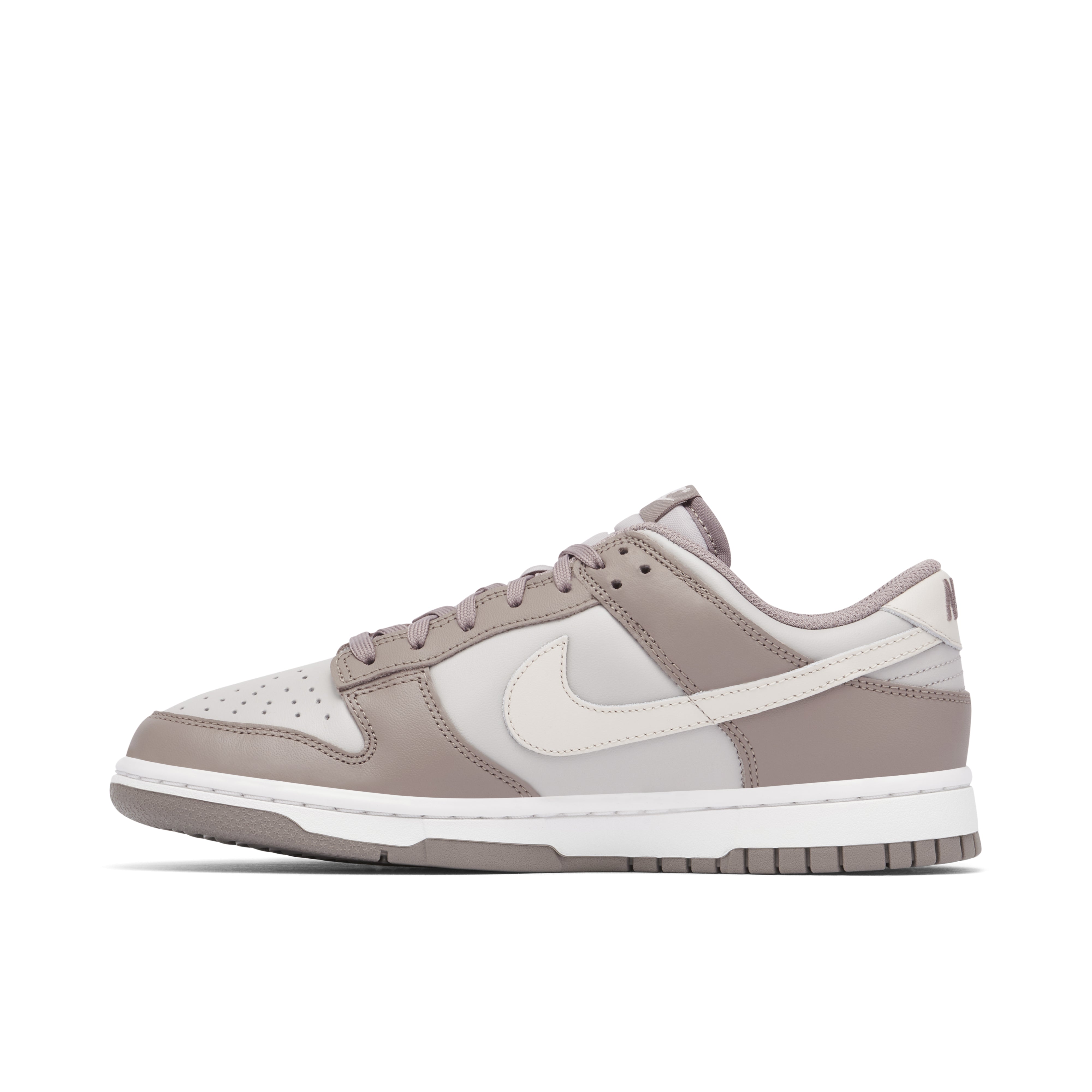 Nike Dunk Low Bone Tan